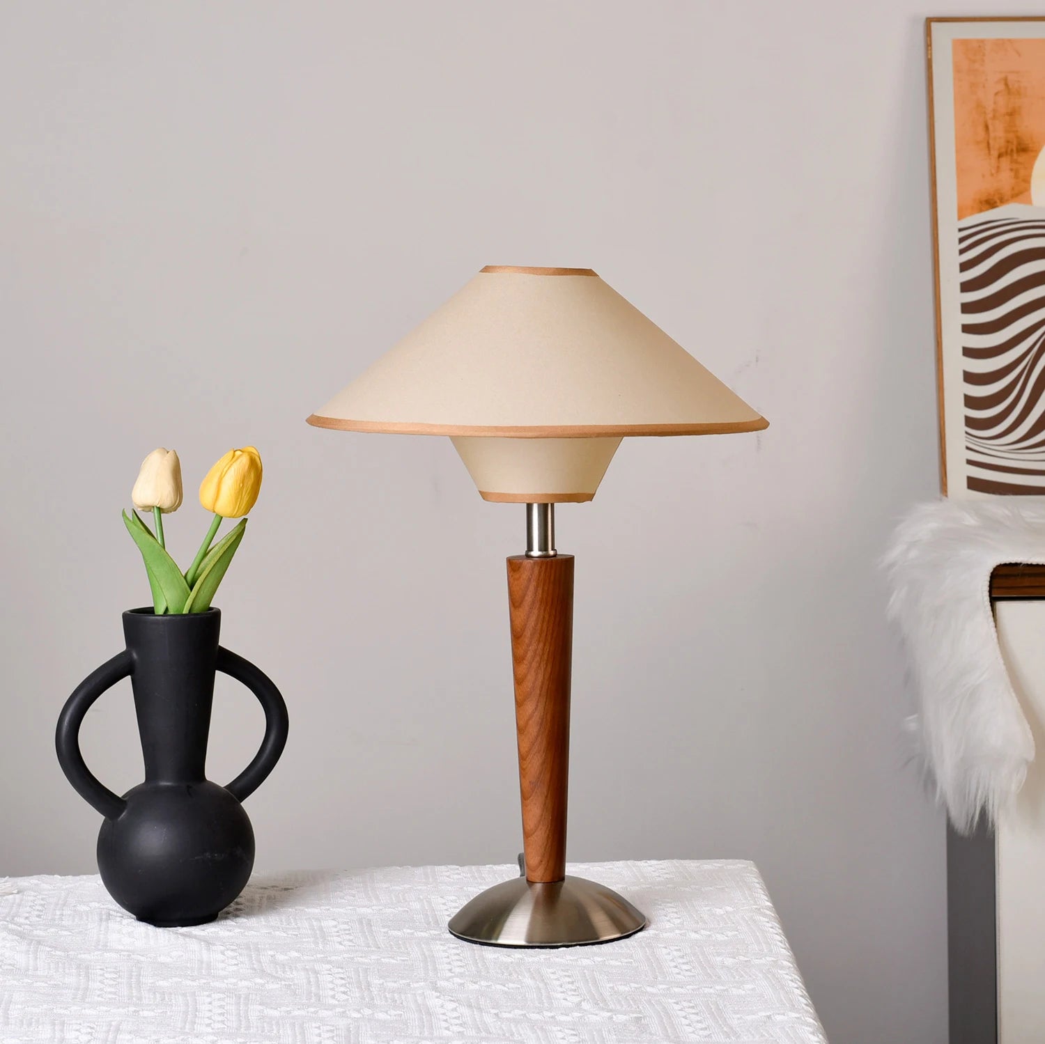 Lampe de Table Mid-Century en Bois et Tissu | TALONWOOD