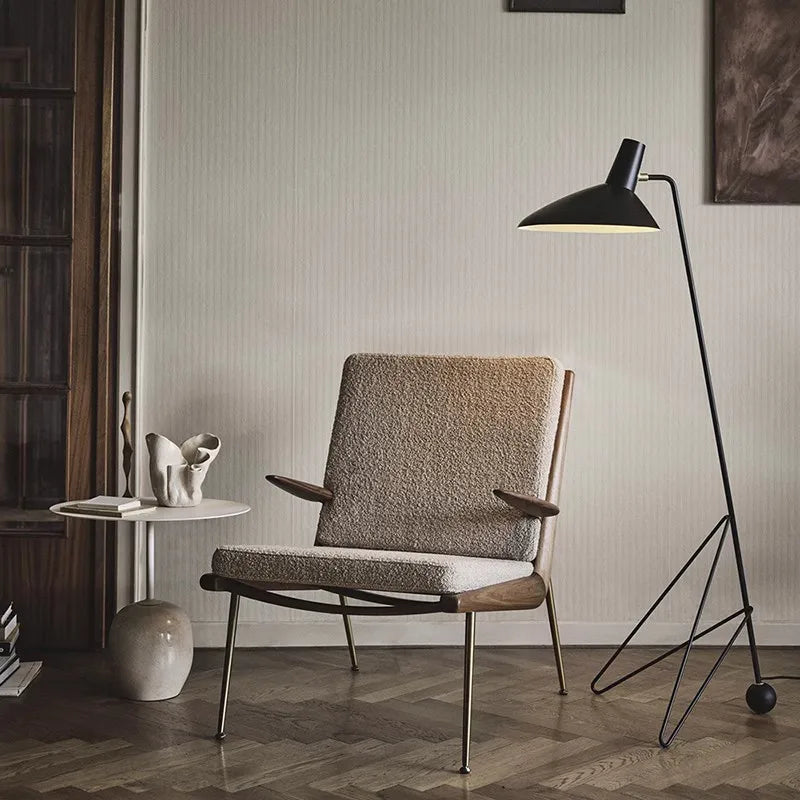 Lampadaire mid-century trépied minimaliste | ALVAR