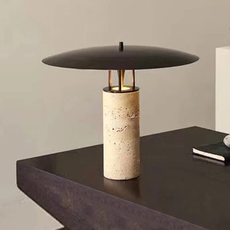 Lampe à poser wabi-sabi en pierre naturelle | ISEY