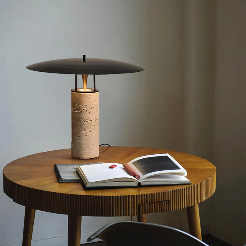 Lampe à poser wabi-sabi en pierre naturelle | ISEY