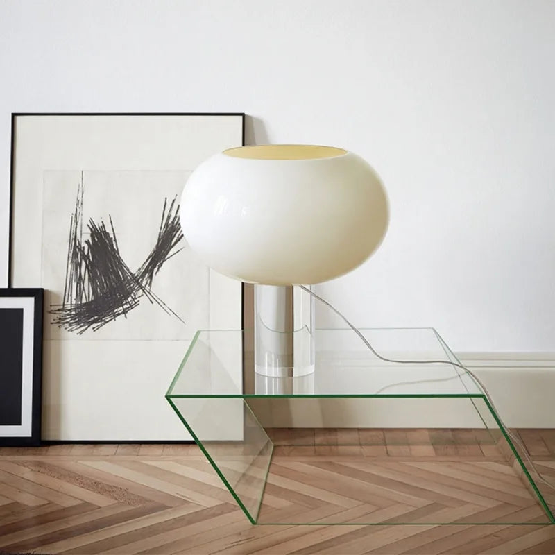 Lampe à poser globe en verre opalin | LUNAE