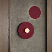 Applique murale disque beige en métal et verre — vue 3