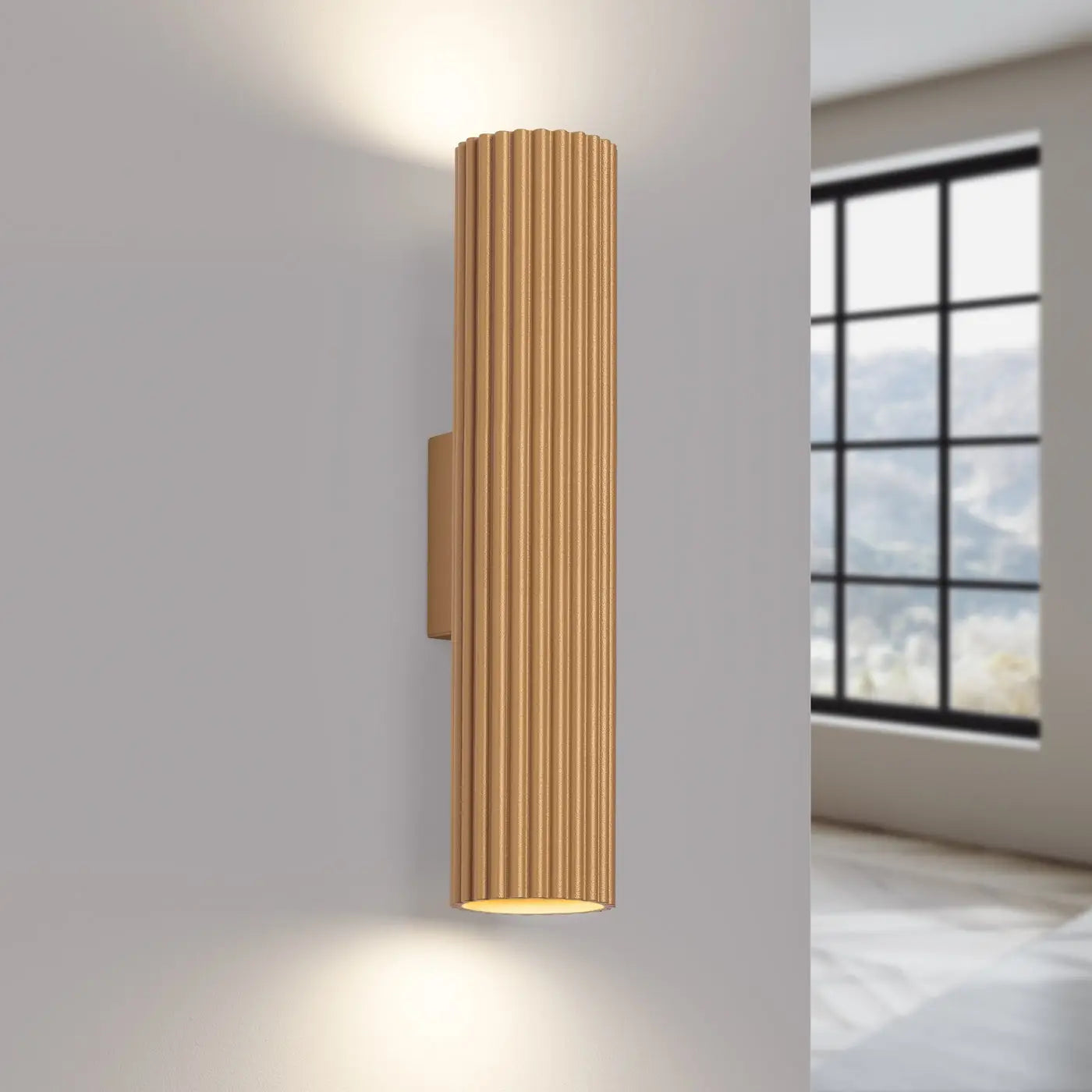 Applique murale dorée cannelée LED double faisceau — vue 1