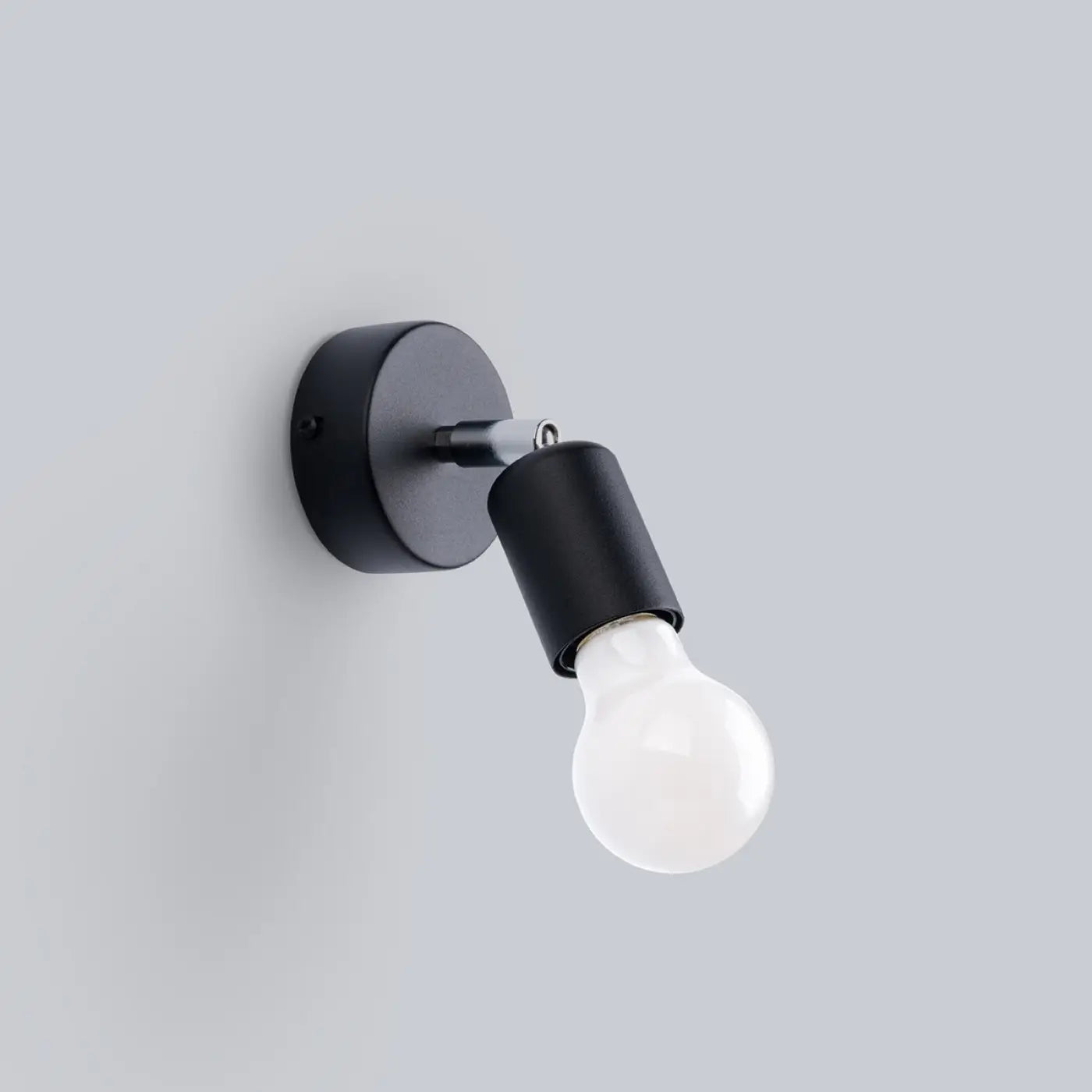 Applique murale en acier noir et verre culot E27 — vue 2