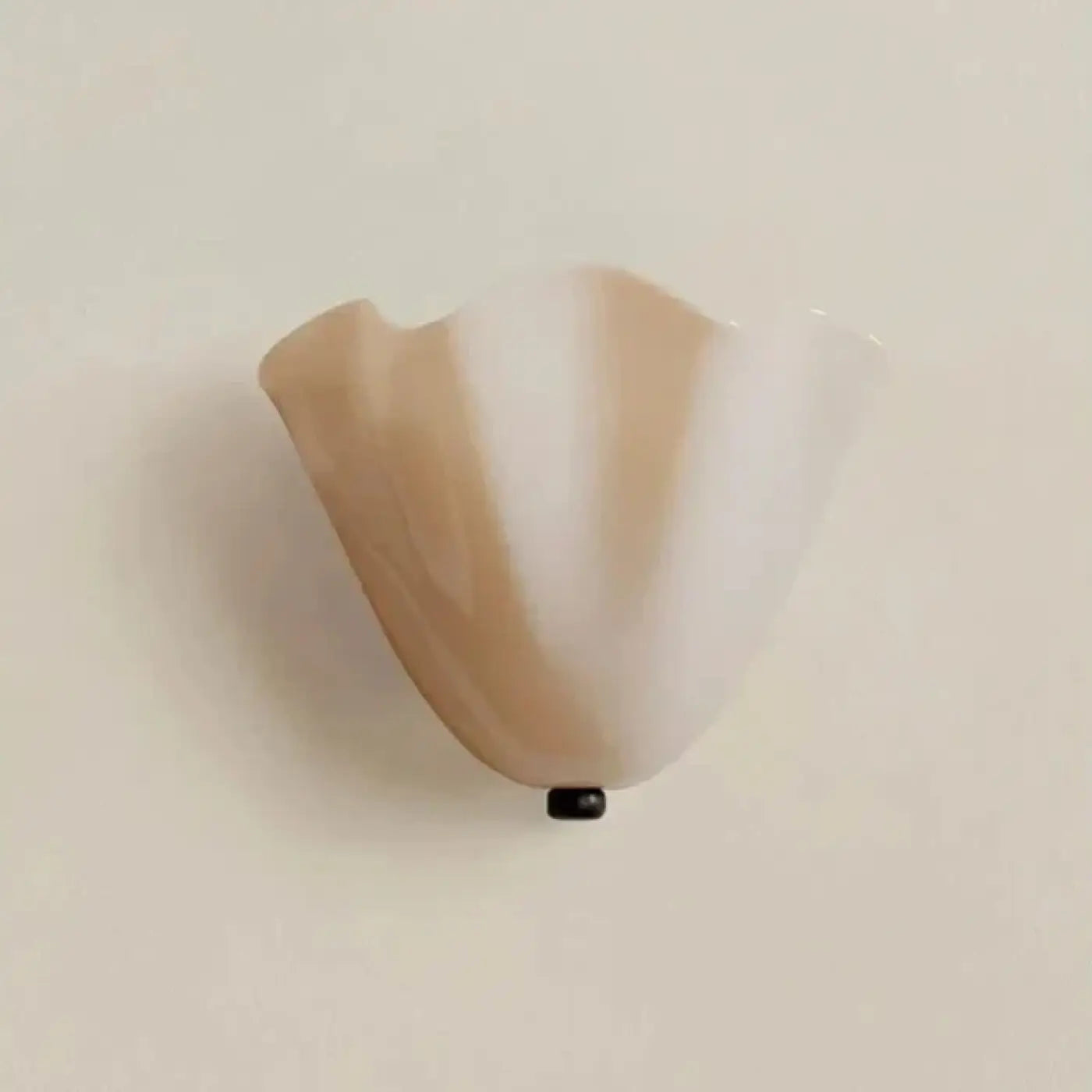 Applique murale en forme de coquille acrylique et métal — vue 9