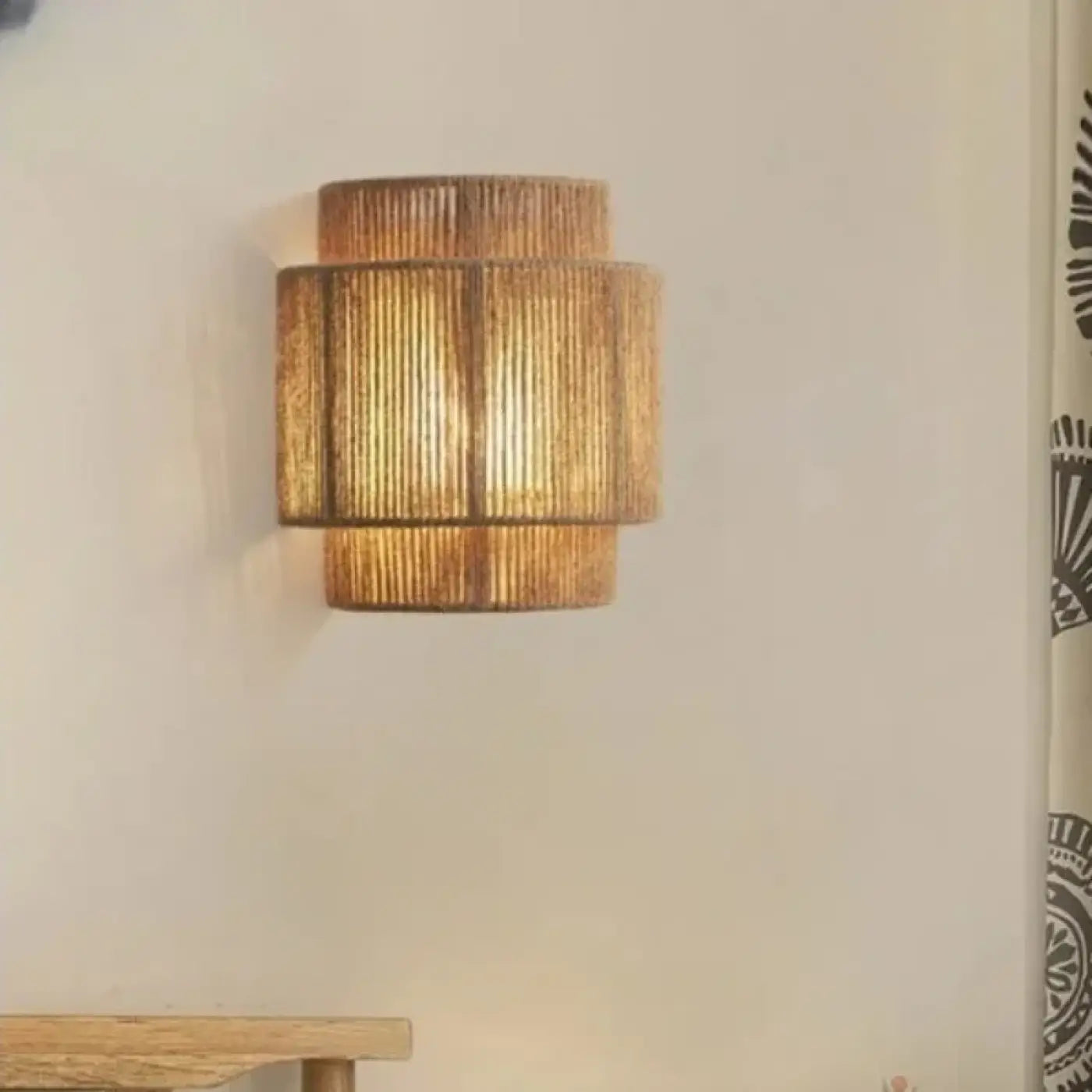Applique murale en rotin beige au style scandinave — vue 1