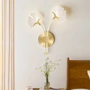 Applique murale fleur art déco dorée à deux lumières — vue 2
