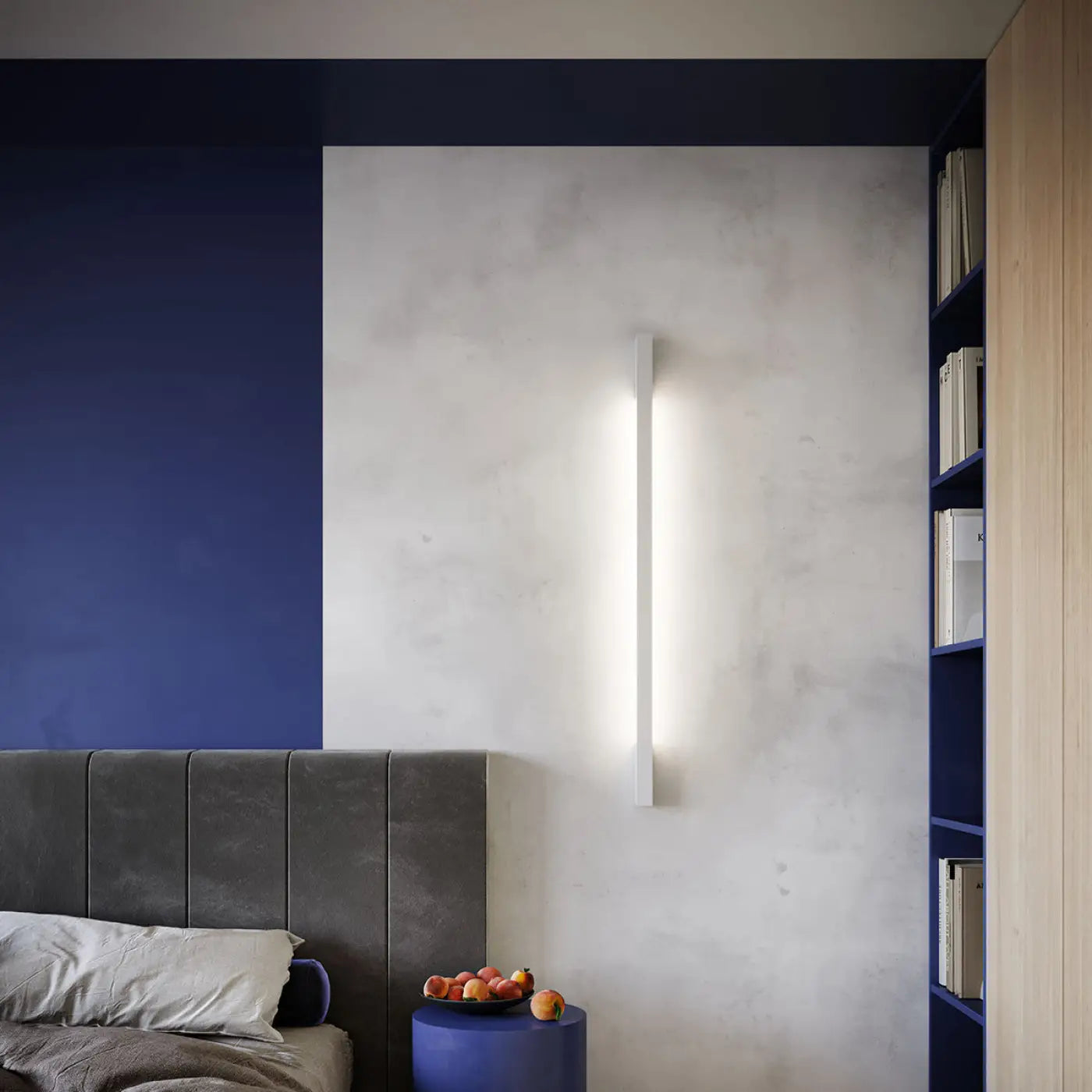 Applique murale LED blanche aluminium verticale — vue 1