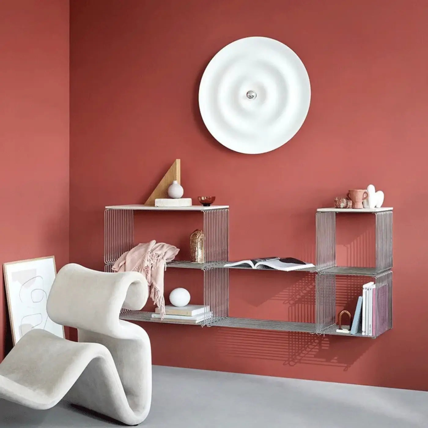 Applique murale LED blanche en aluminium ondulée — vue 1
