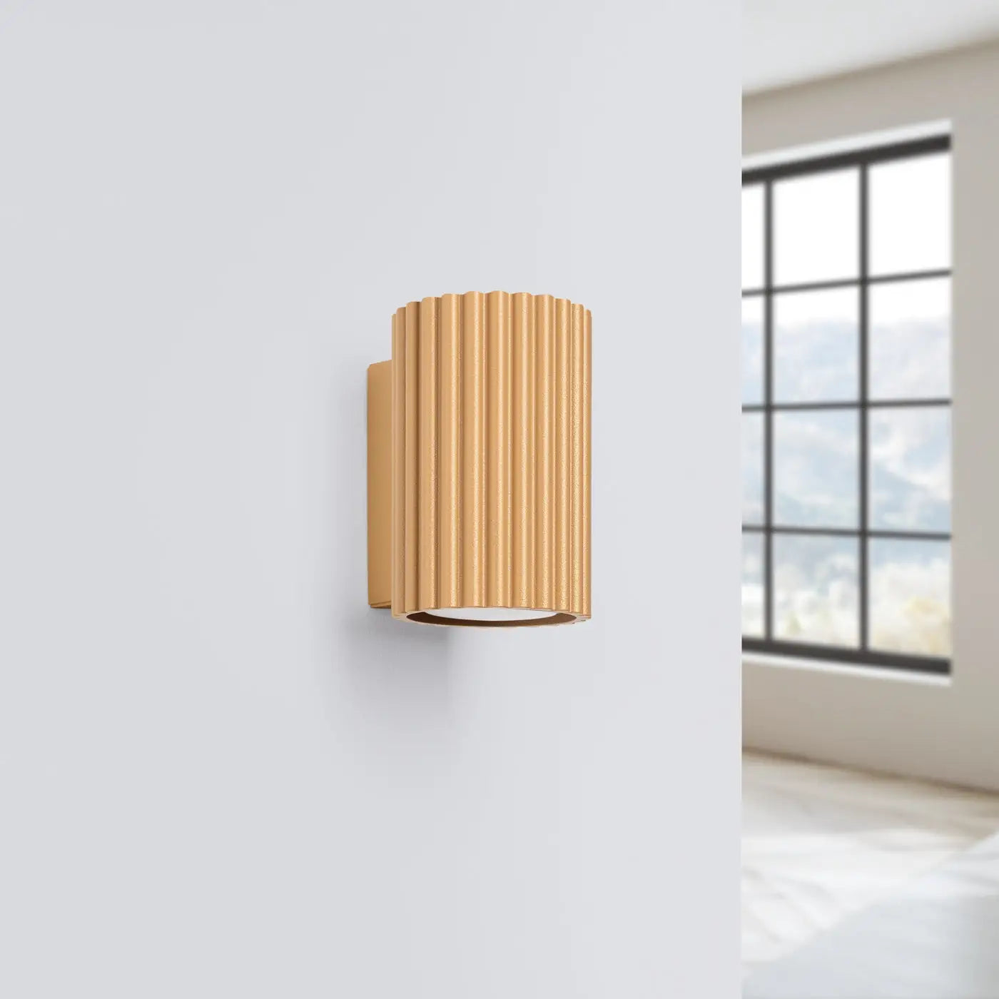 Applique murale LED cylindrique aluminium doré compacte — vue 2
