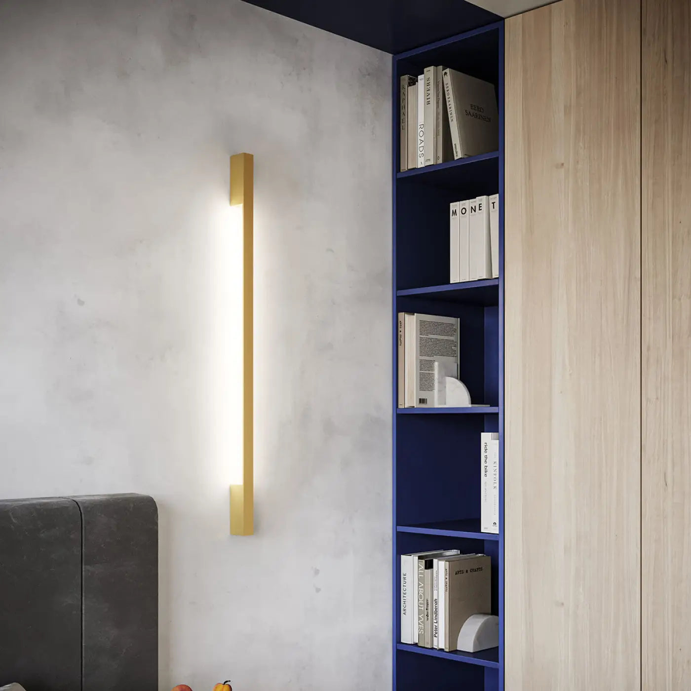 Applique murale LED dorée aluminium verticale — vue 2