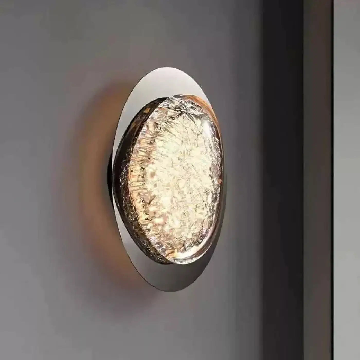 Applique murale LED dorée et noire en métal et résine — vue 15