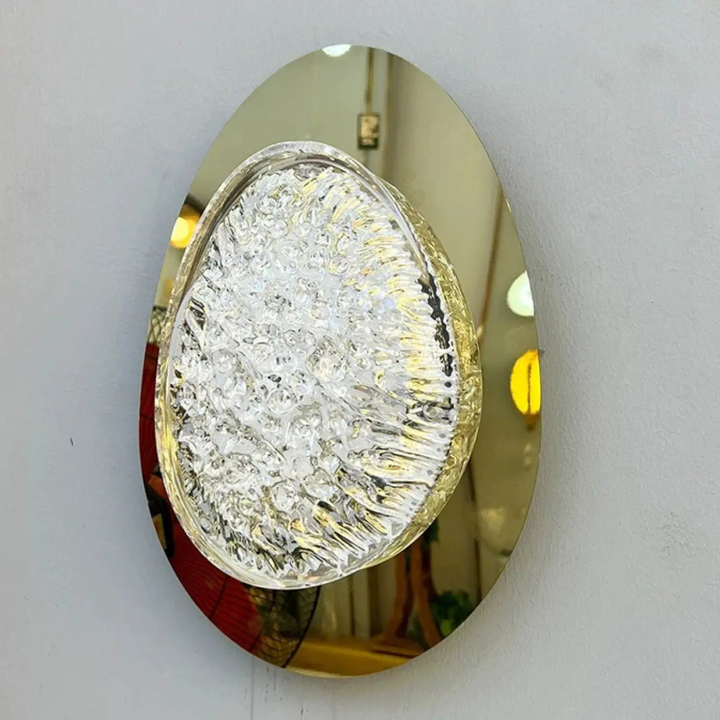 Applique murale LED dorée et noire en métal et résine — vue 17