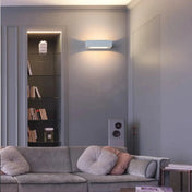 Applique murale LED géométrique compacte en aluminium — vue 1