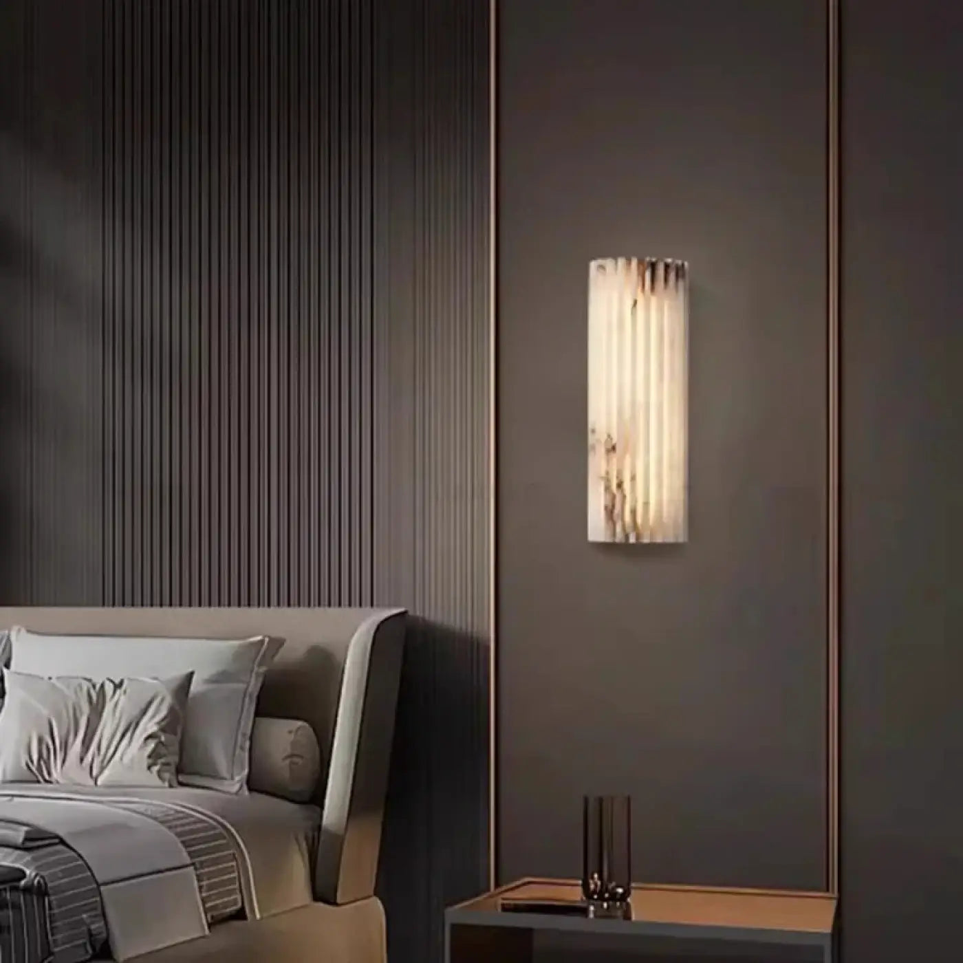 Applique murale LED longiligne blanche en pierre et métal — vue 1