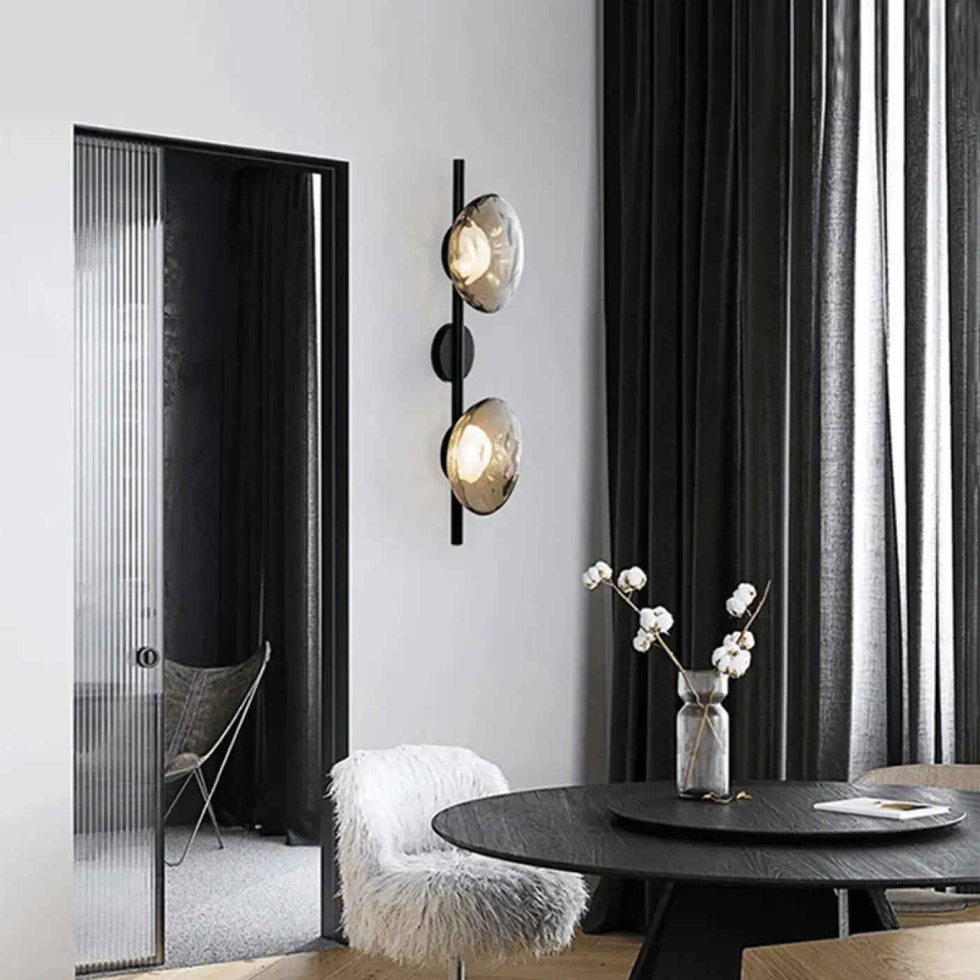 Applique murale LED noire à globe en verre pour cuisine — vue 3