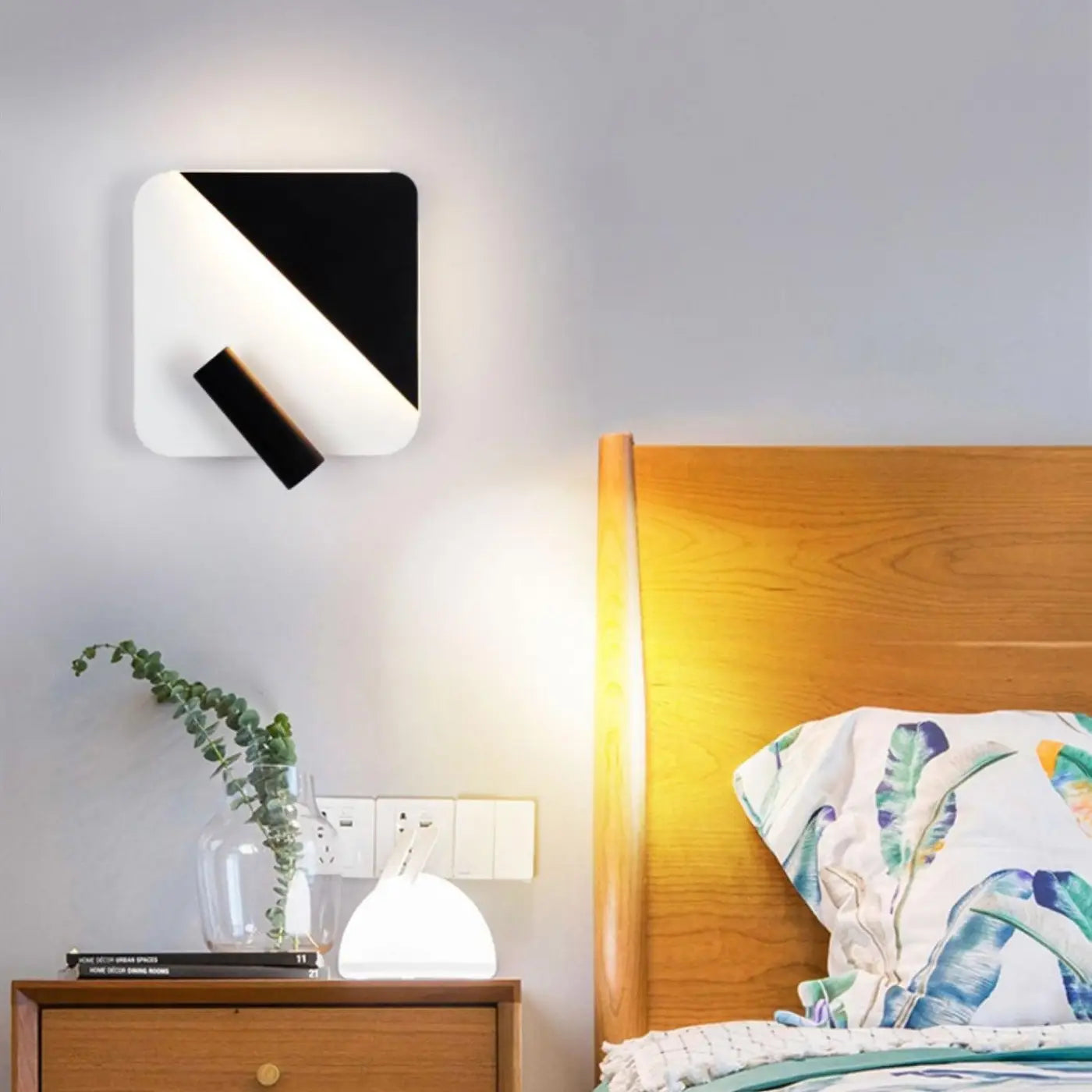 Applique murale LED noire et blanche à 3 lumières — vue 2
