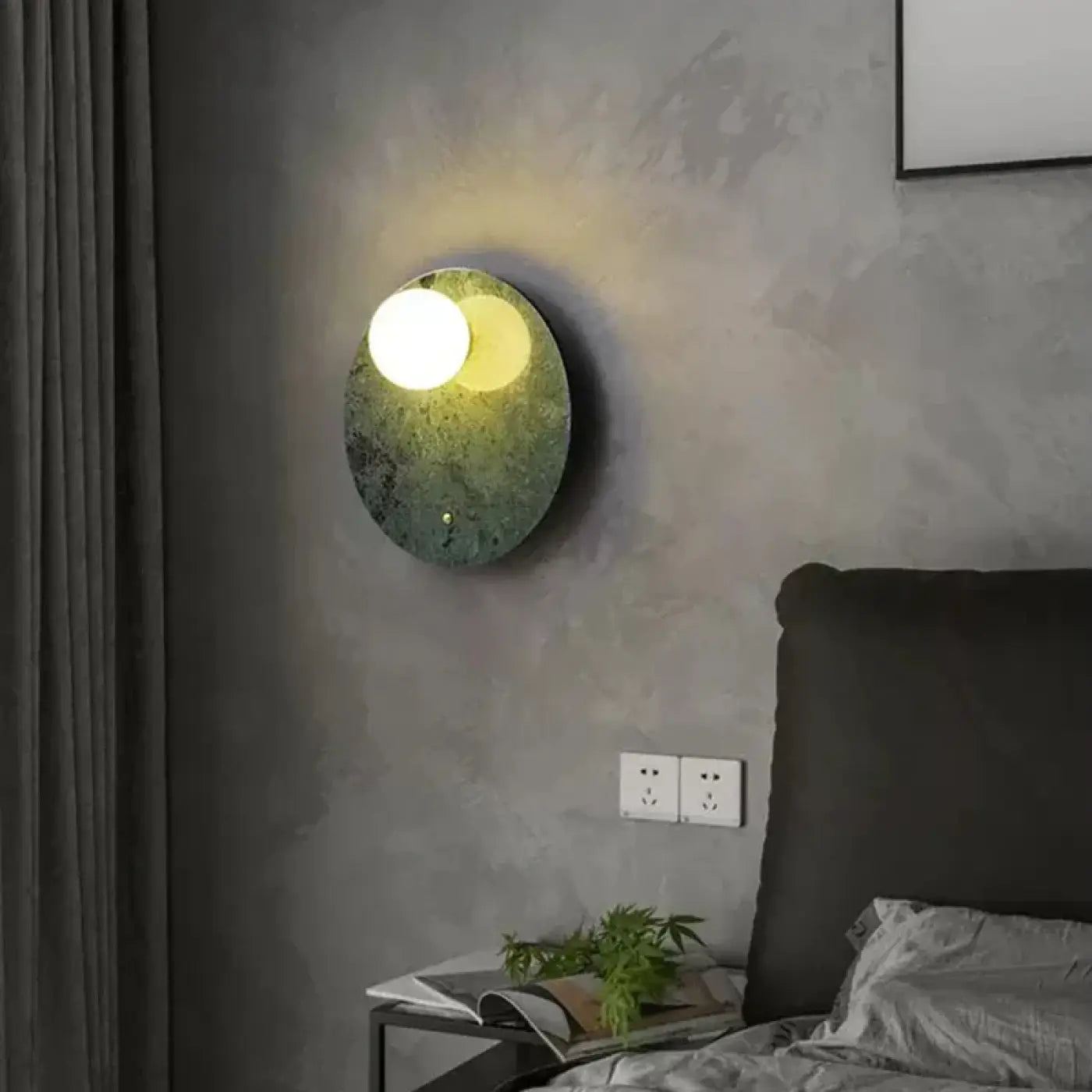 Applique murale LED ronde effet marbre et globe en verre — vue 5