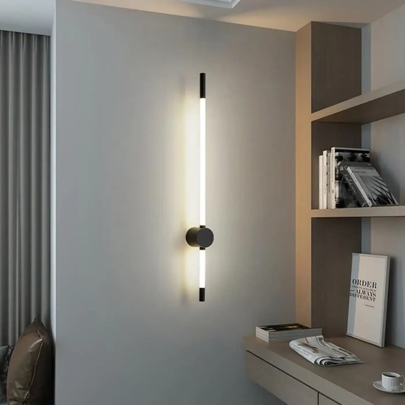 Applique murale LED tube long doré ou noir dimmable — vue 4