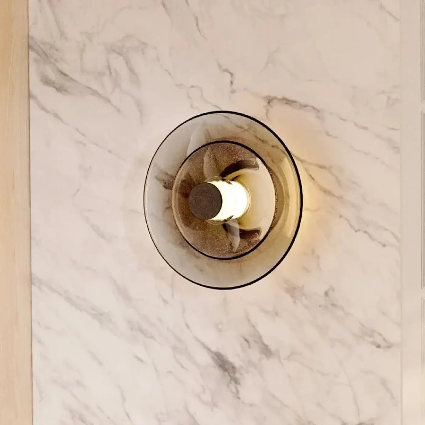 Applique murale LED verre fumé et finition dorée — vue 5