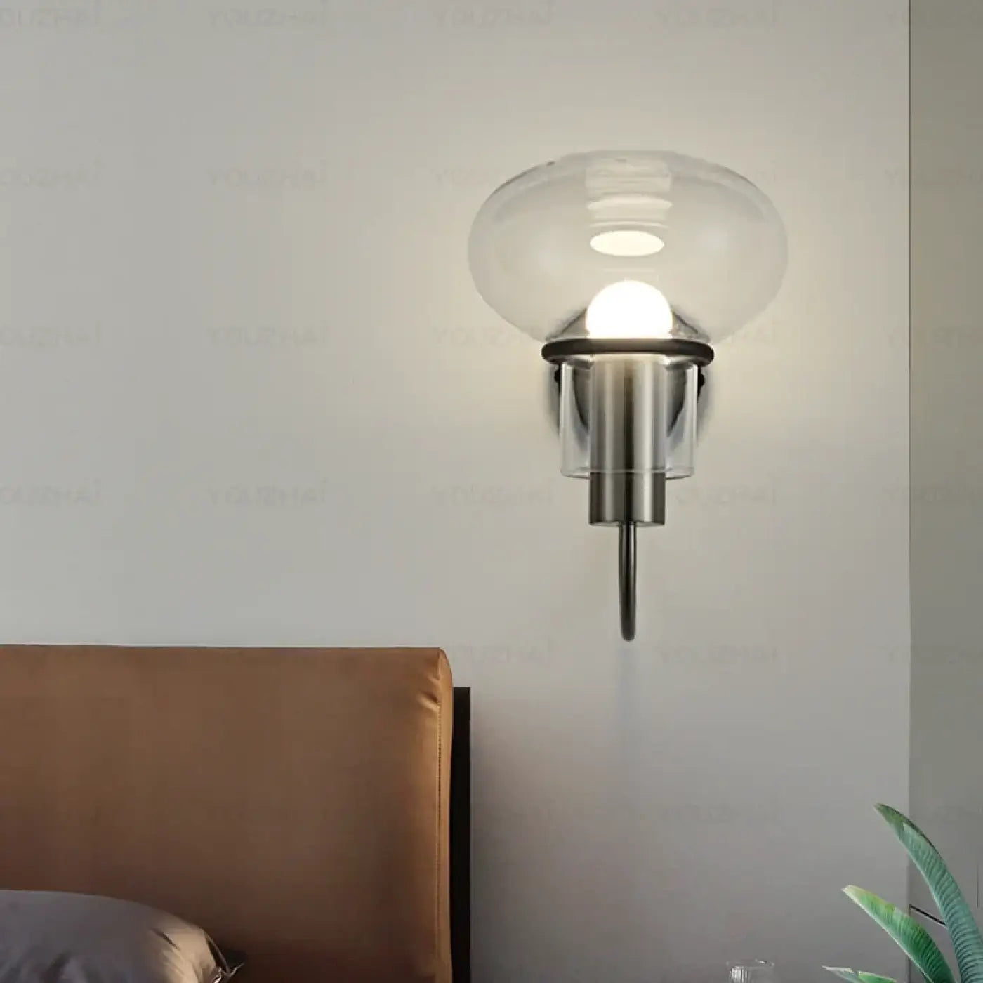 Applique murale LED verre soufflé et métal noir Art Déco — vue 7