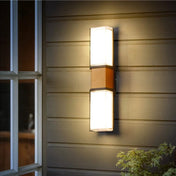 Applique murale LED verticale dorée 12W en aluminium — vue 1