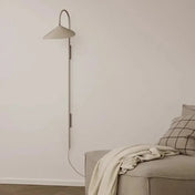 Applique murale noire à bras courbé aluminium moderne — vue 10