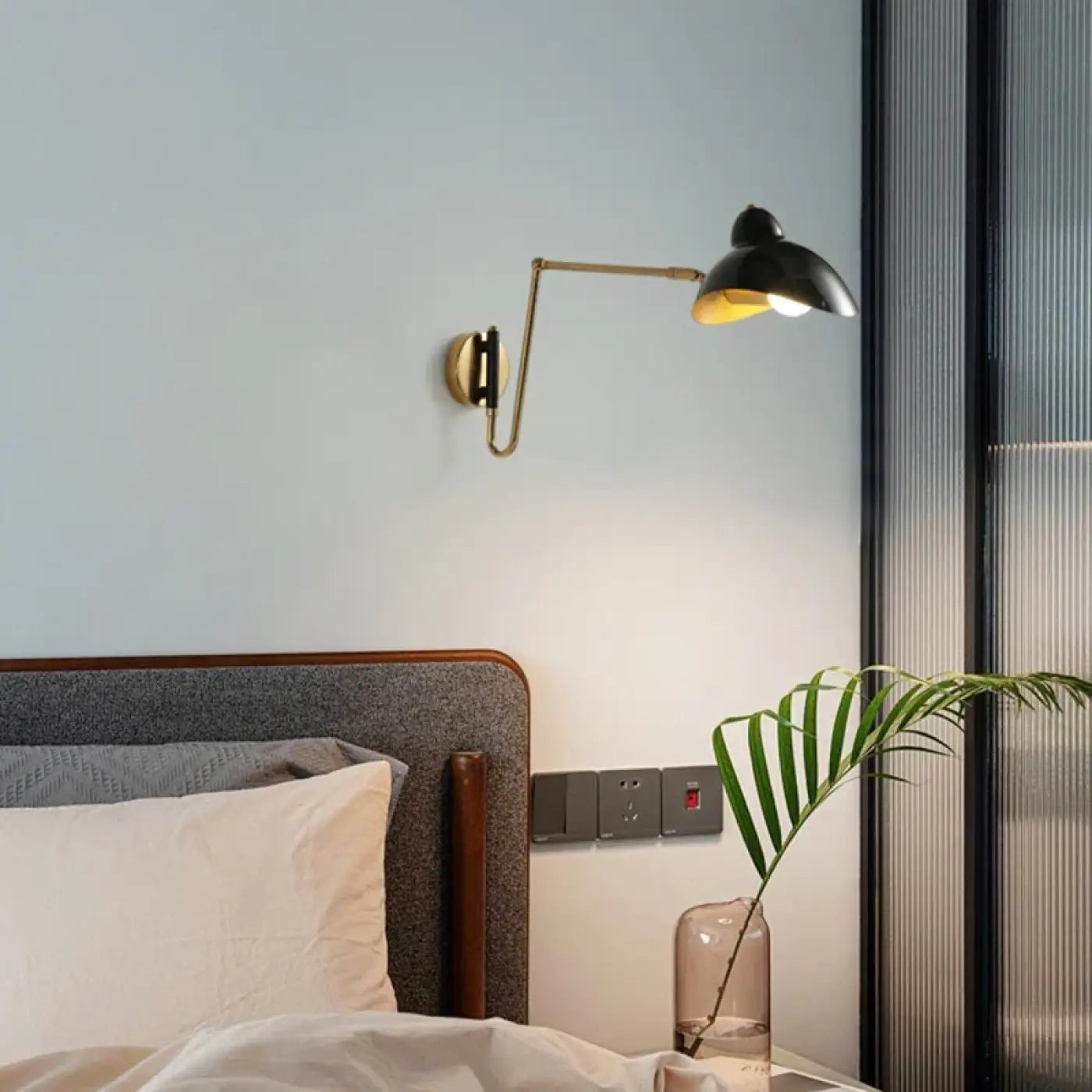 Applique murale noire et dorée scandinave — vue 5