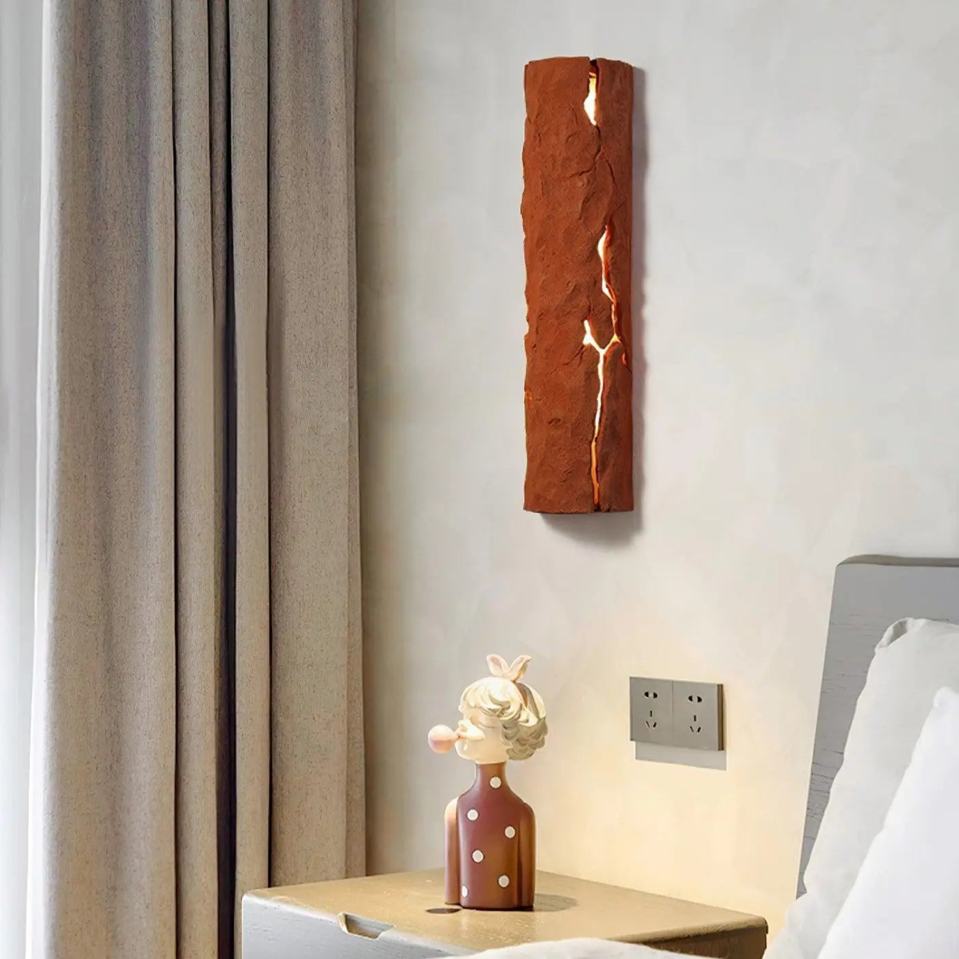 Applique murale rouge et blanche en métal originale — vue 2