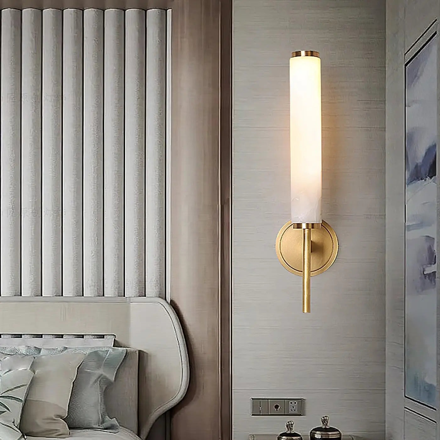 Applique murale tube en aluminium doré à 2 lumières — vue 1