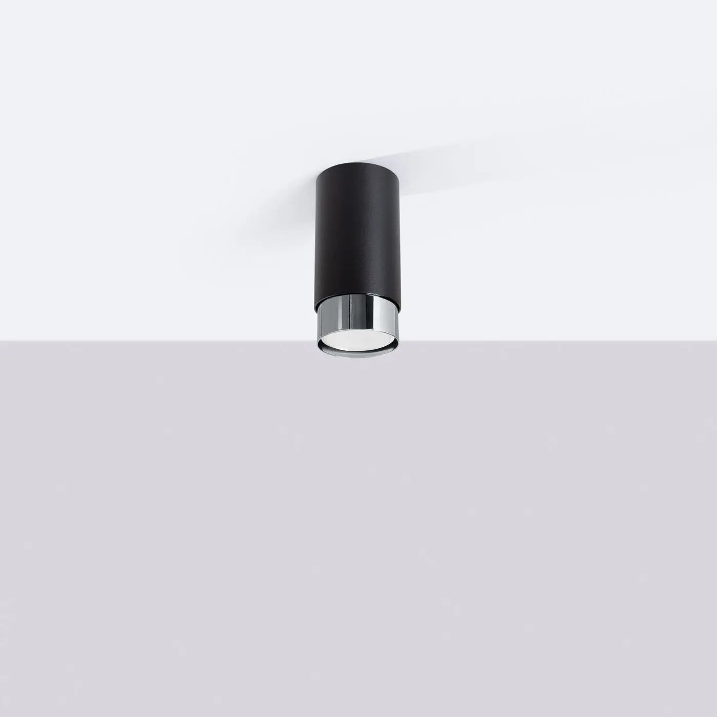 Plafonnier cylindre noir chrome LED design | SAPUPAK