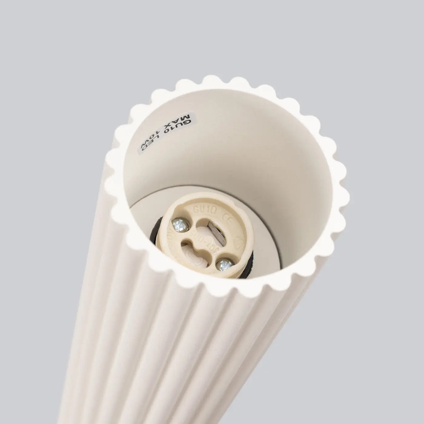Plafonnier LED beige aluminium design scandinave | HIKODI