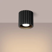 Plafonnier LED noir aluminium minimaliste | KEME