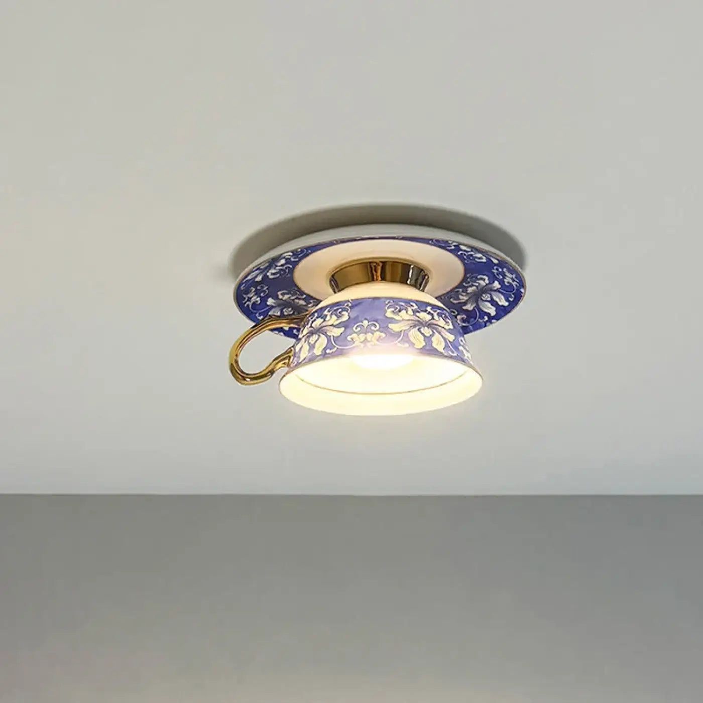 Plafonnier LED tasse florale céramique design | GUKETI