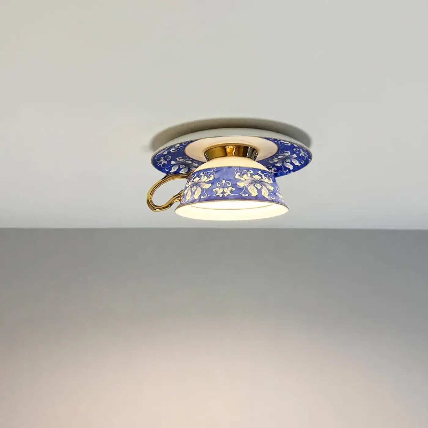 Plafonnier LED tasse florale céramique design | GUKETI