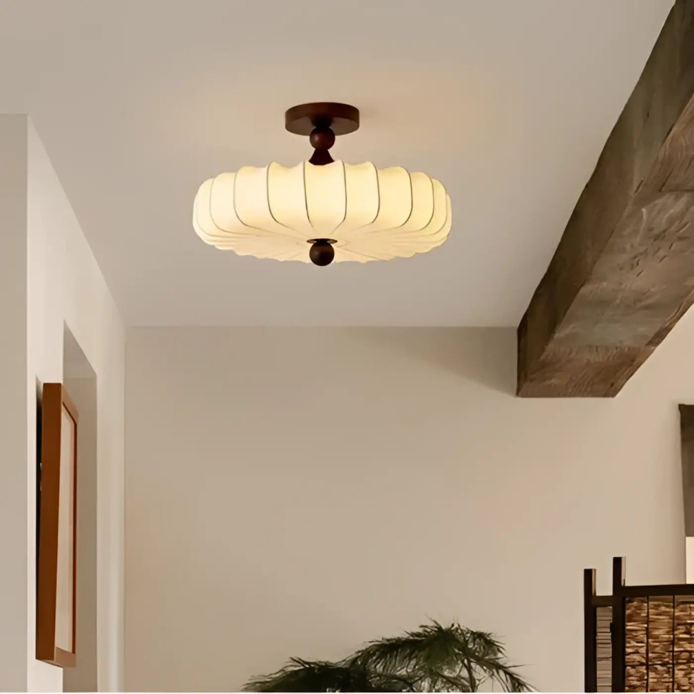 luminaire-plafonnier-plissee-charme-doux-abat-jour-ondule-lanterne-418.webp