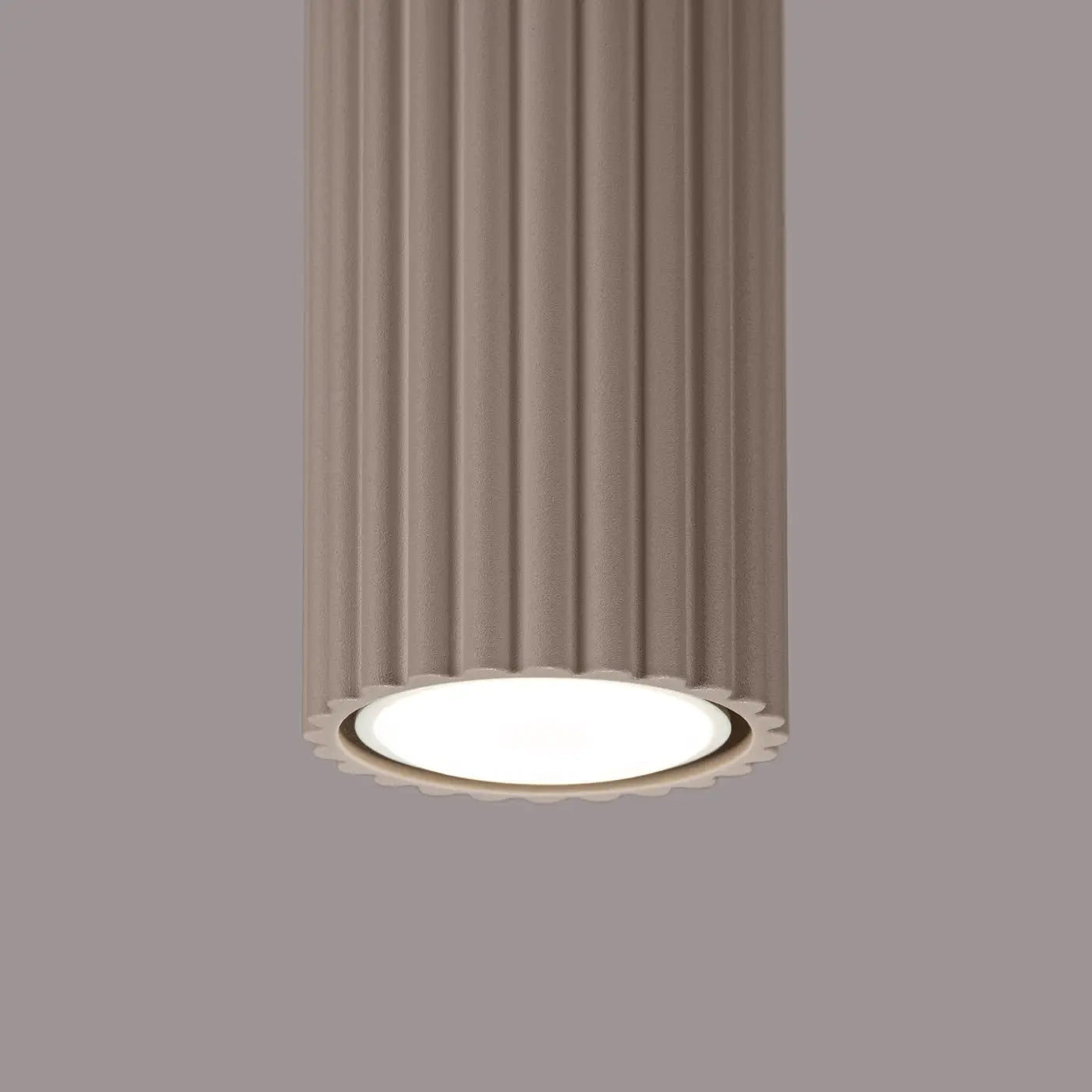 Plafonnier LED taupe aluminium minimaliste | PAMAMU