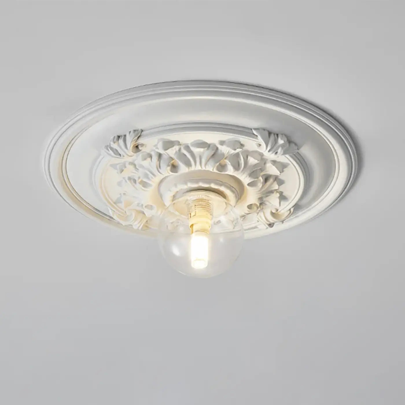 plafonnier-classique-rosace-decorative-elegante-applique-plafond-301.webp
