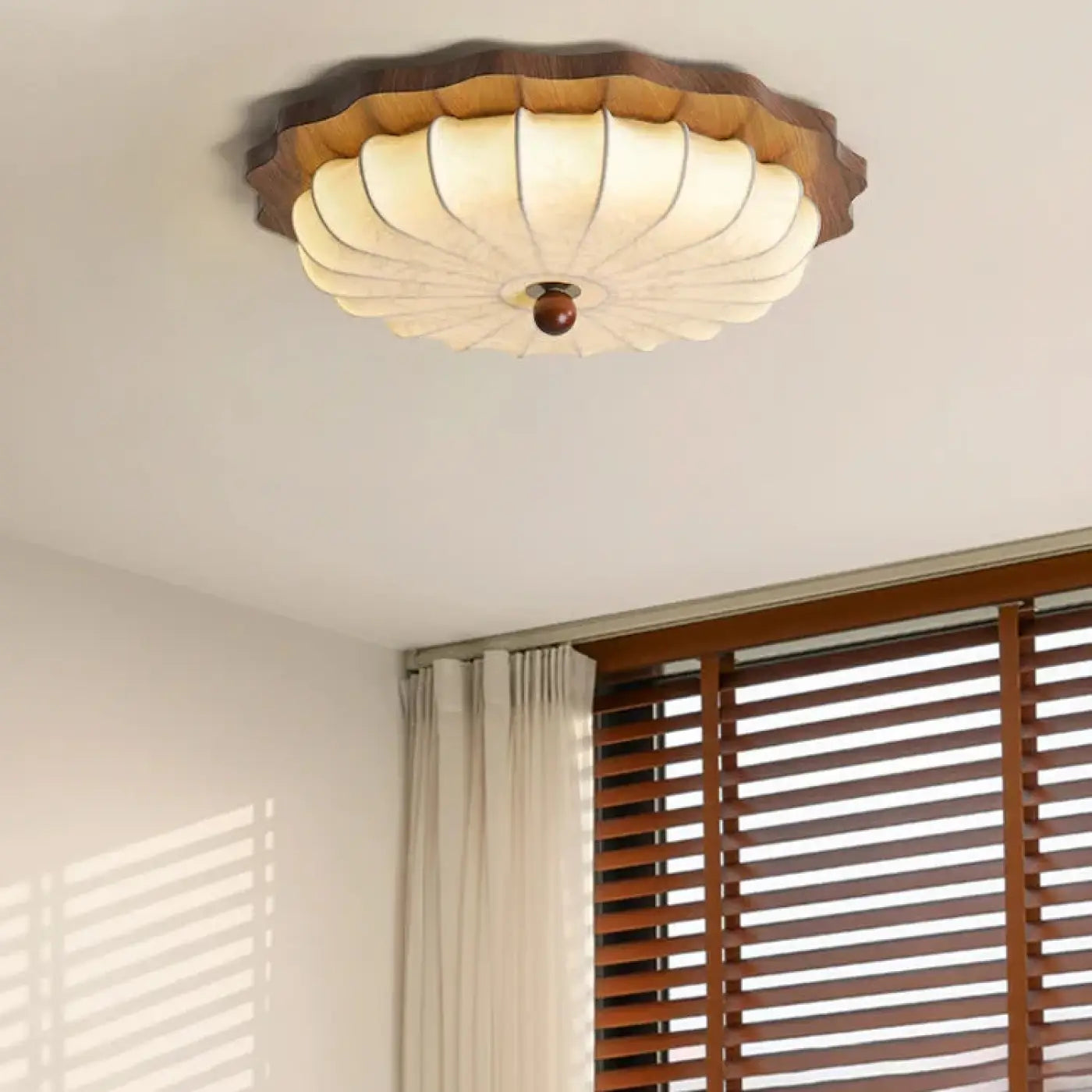 Plafonnier bois et tissu beige lanterne vintage | BUPUK