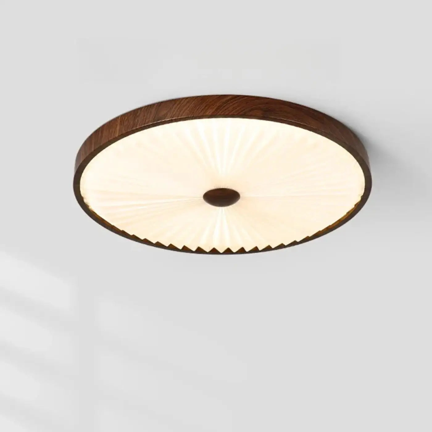 plafonnier-design-rond-abat-jour-plisse-finition-bois-luminaire-357.webp