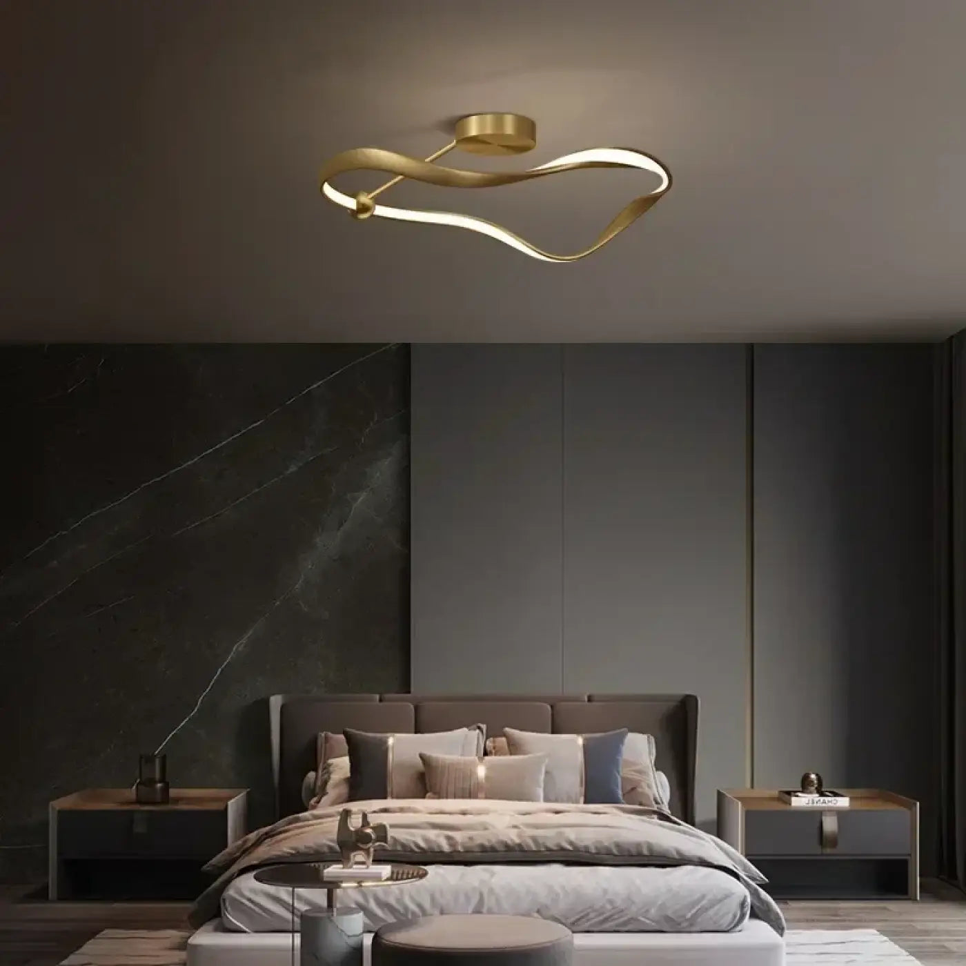 Plafonnier doré design moderne art déco | SENI