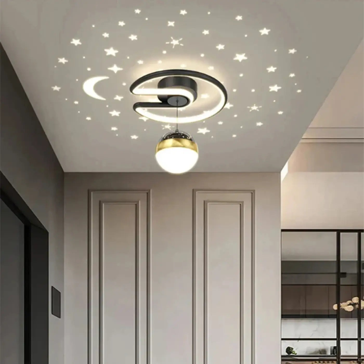 Plafonnier LED noir et doré design moderne | PAKESE