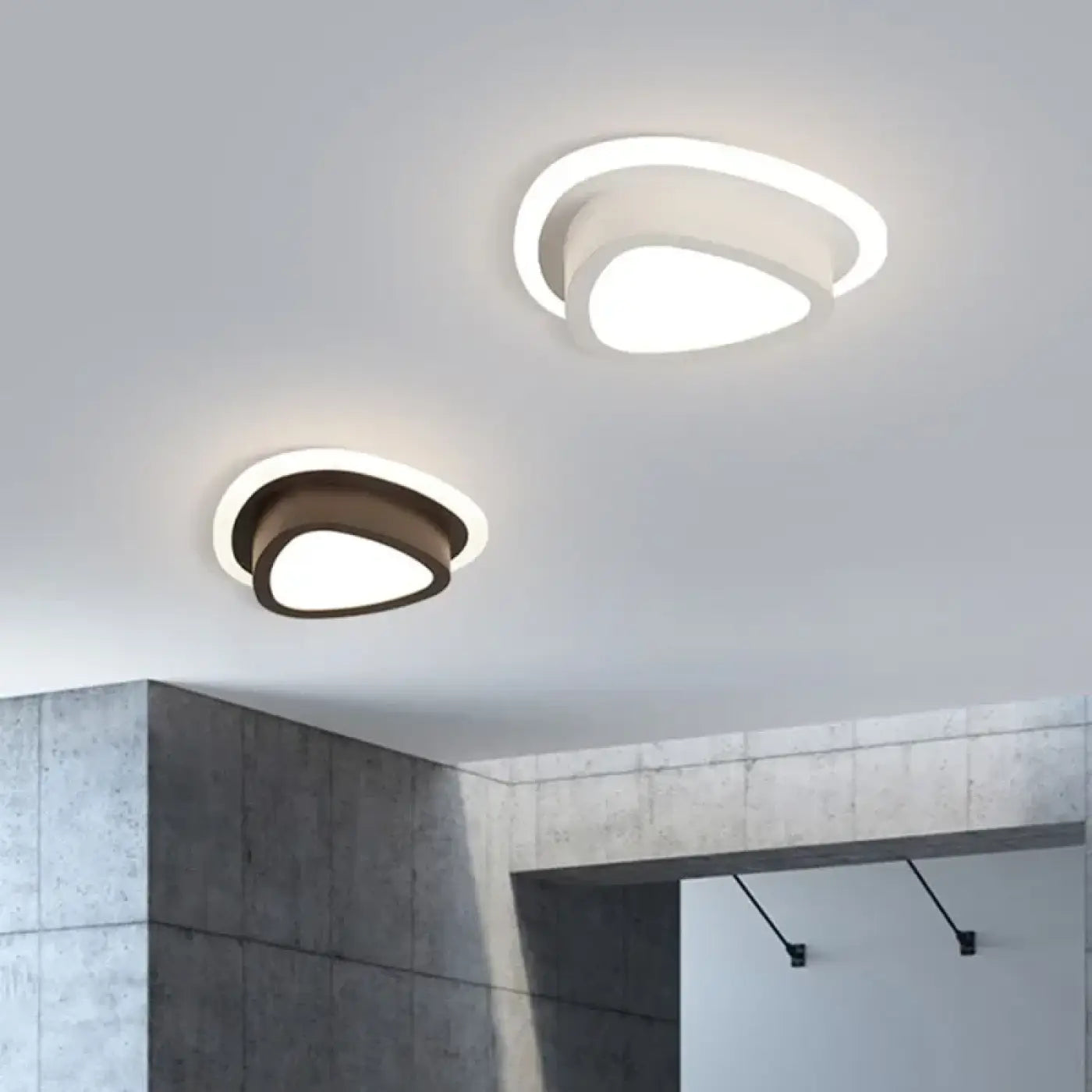 plafonnier-luminaire-design-led-forme-sculptee-luminaires-plafond-813.webp