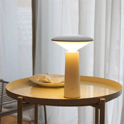 Lampe de table design moderne LED