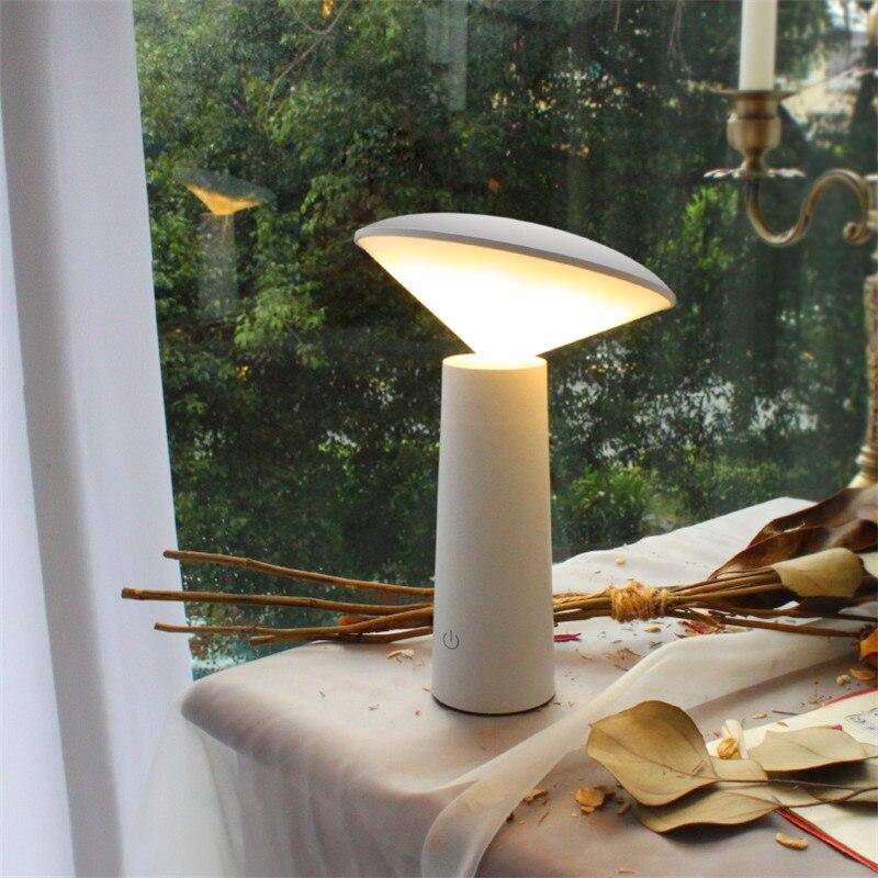 Lampe de table design moderne LED