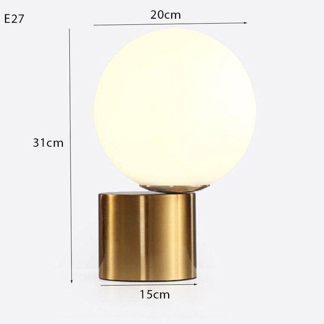 Gold art deco lamp | AURA